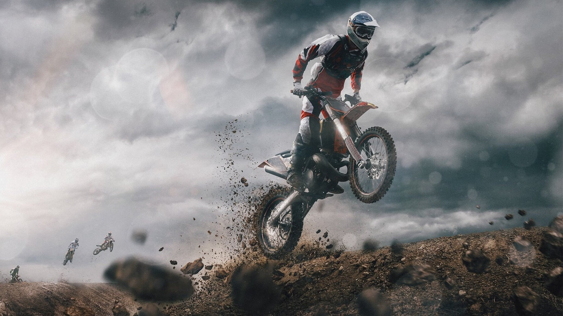 意大利足球职业联赛出现经济问题，俱乐部陷入困境，意大利所有足球俱乐部